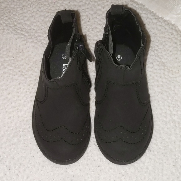 Fall boots - Picture 2 of 3